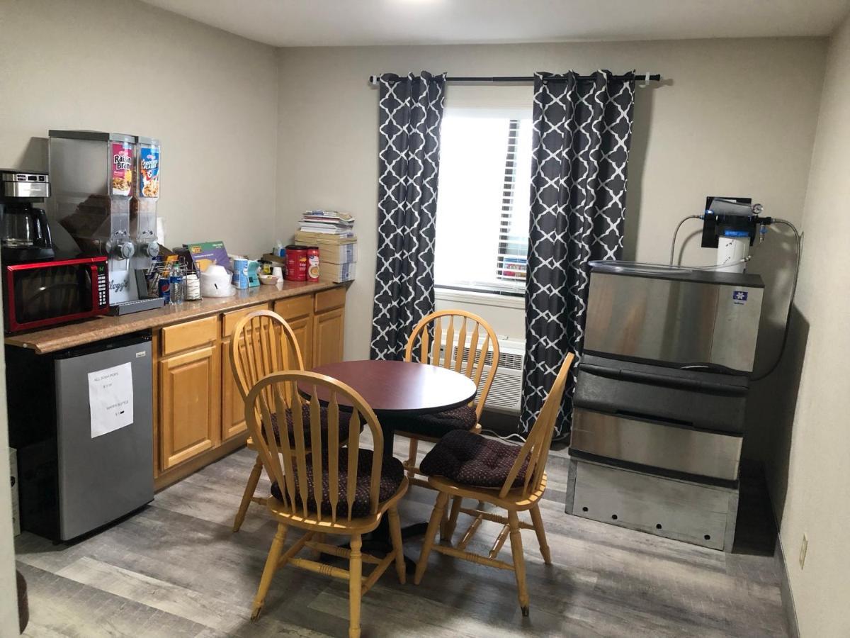 Budget Host Inn Greenup Esterno foto