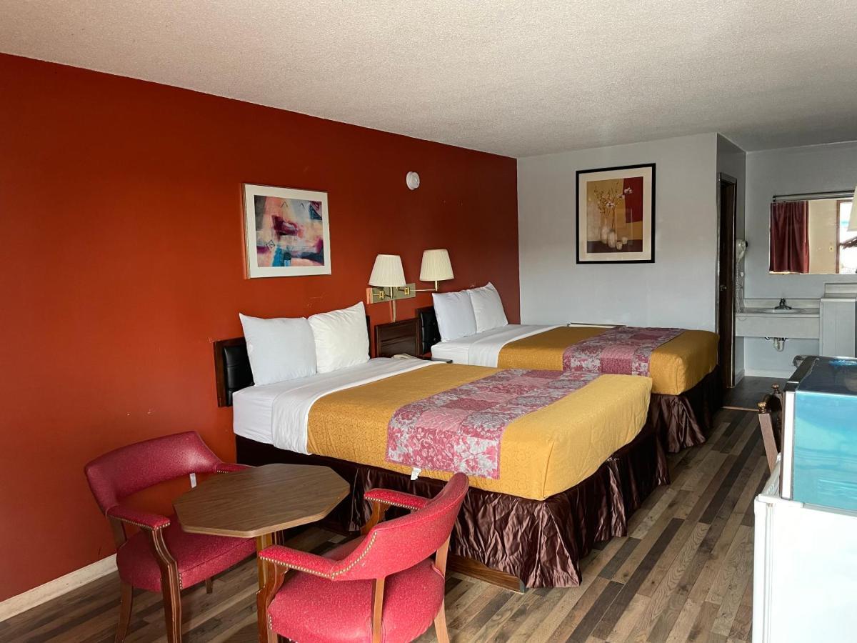 Budget Host Inn Greenup Esterno foto